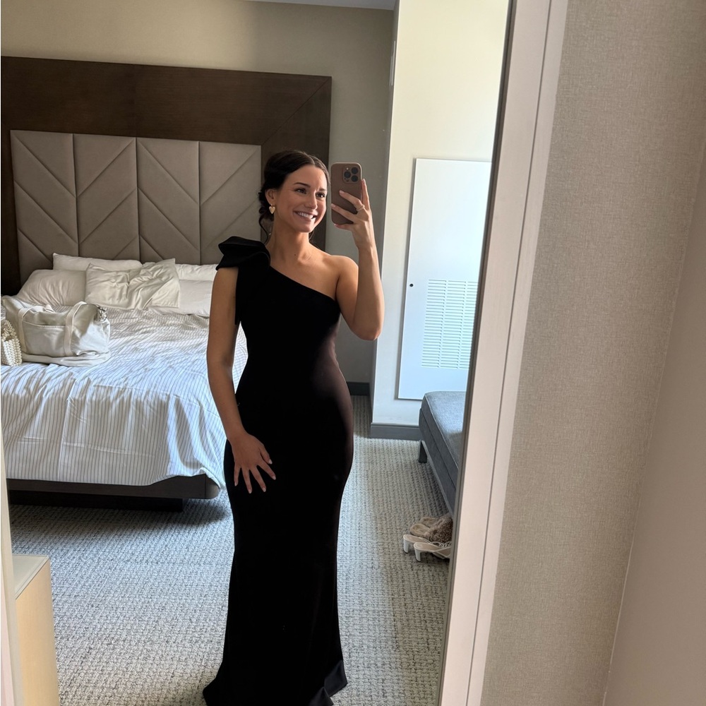 Betsy & Adam Black One-Shoulder Evening Dress